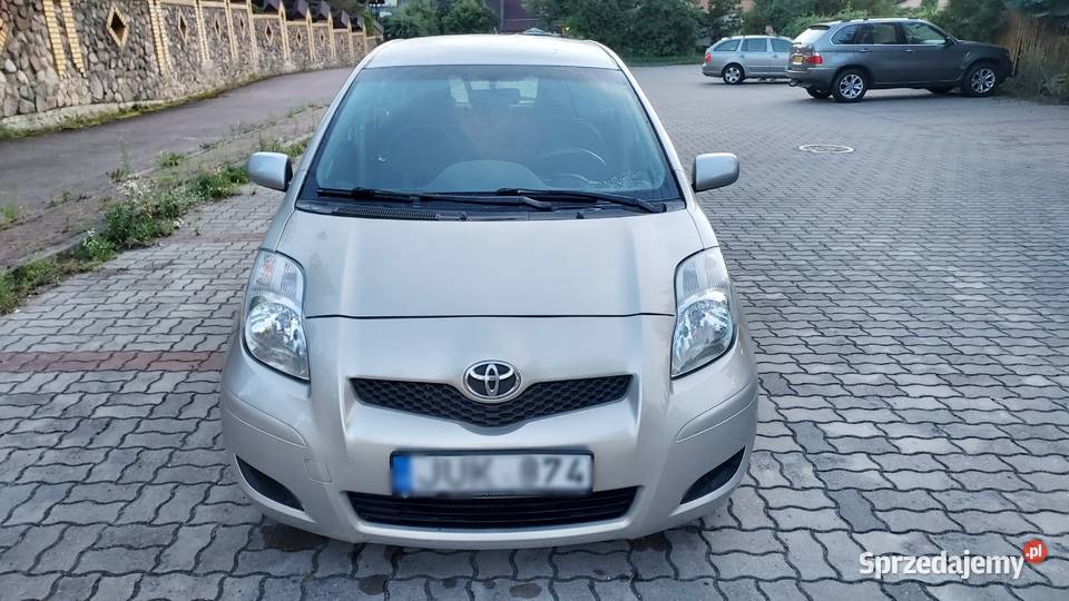 TOYOTA YARIS 133 benzyna 100 6 biegow