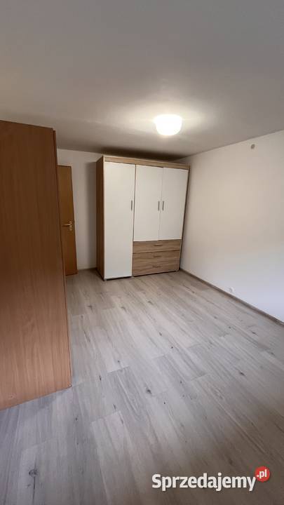 Lokal usługowomagazynowy 80 m parter światłowód od podwórza Bielsko-Biała