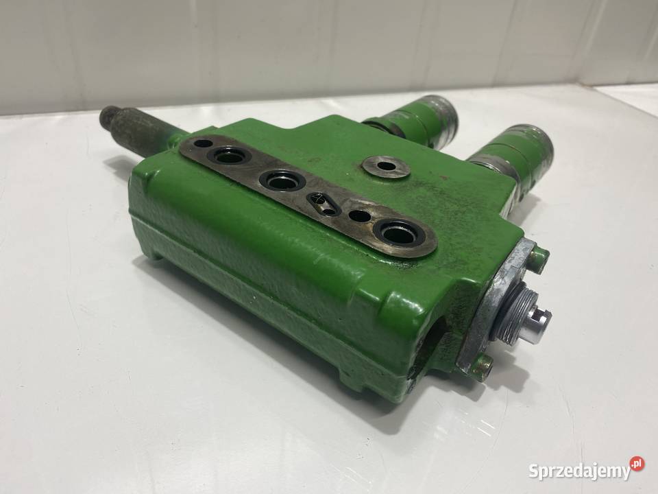 SEKCJA HYDRAULICZNA JOHN DEERE AL174923 AL202022 Części i osprzęt rolniczy