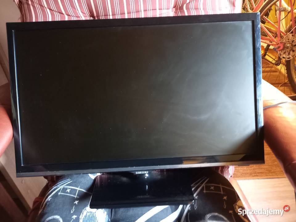 Telewizor Samsung UE22H5000 LED ładny stan Samsung