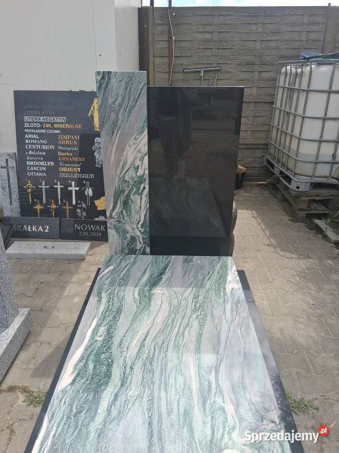 Nagrobek Arctic Green Brazilian Black Strzegom