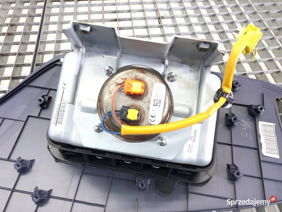 KOKPIT PODUSZKI PASY KOMPLET PEUGEOT 4008 Deski rozdzielcze, konsole sprzedam