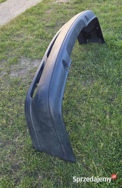 Zderzak przód przedni Volvo V70 I 9421811 sprzedam