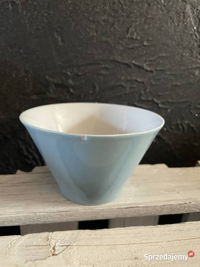 Trzy filiżanki porcelanowe Austria Lilien dolnośląskie Wałbrzych