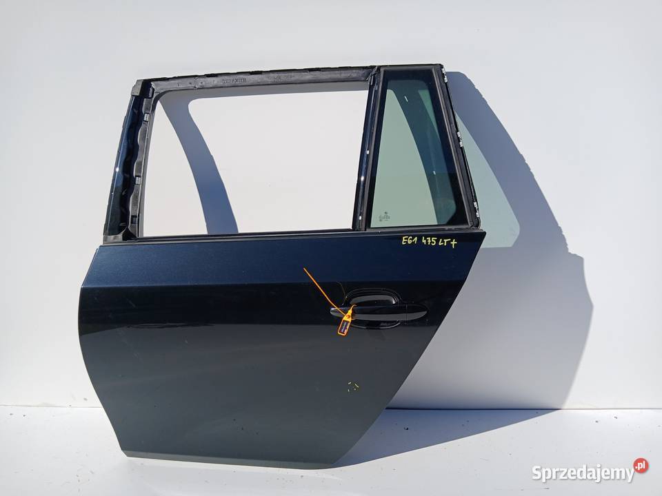 DRZWI LEWE TYLNE BMW E61 4759 BLACK SAPPHIRE osobowe lubelskie Strzyżewice