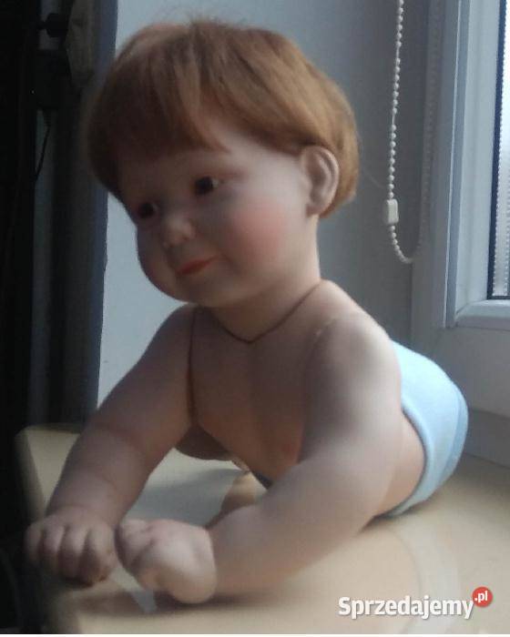 Porcelanowa lalka kolekcjonerska sygnowana Góra