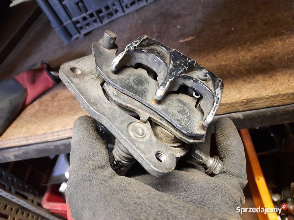 Suzuki DR 800 750 BIG zacisk tył hamulec dr800 Układ hamulcowy Jelenia Góra