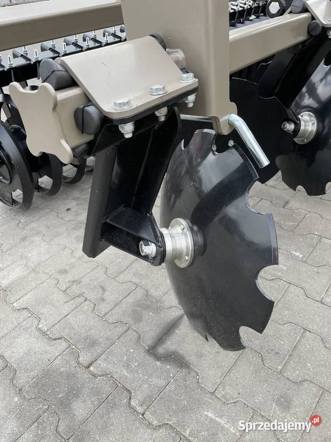 Kultywator agregat bezorkowy podorywkowy lekki kujawsko-pomorskie Rogóźno sprzedam