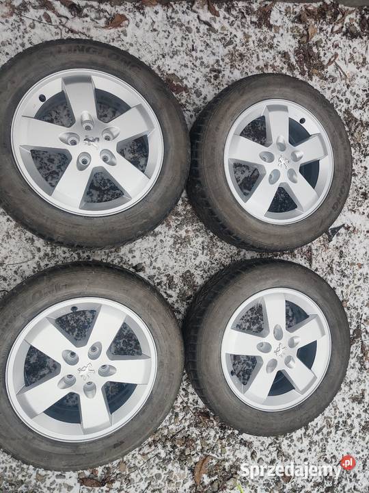 Peugeot 407 20 HDI 136 2004r 2 komplety kół manualna