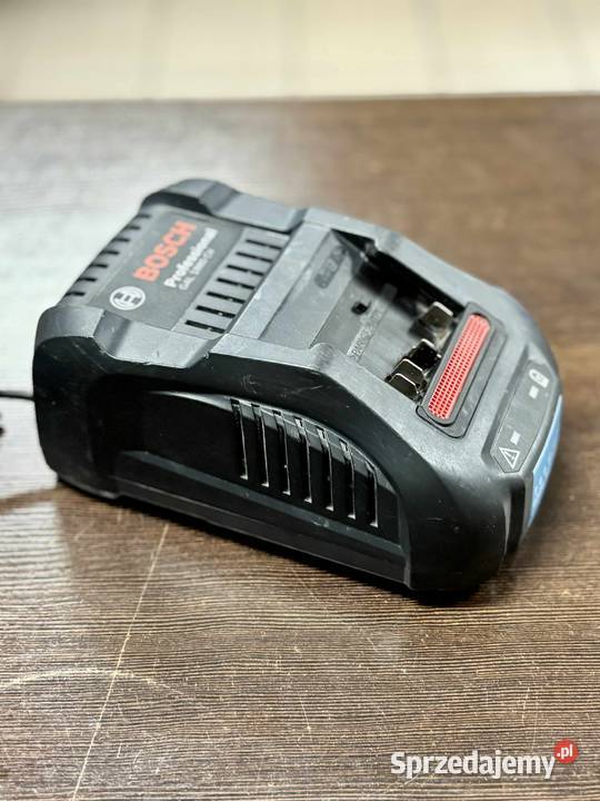 Bosch Ładowarka GAL 1880 CV Professional Elbląg