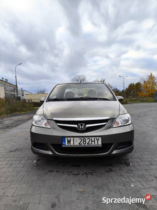 Honda City 14 2005 sedan Rok produkcji 2007 Toruń sprzedam