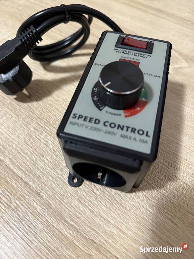 Regulator obrotów silnika mocy napięcia w
