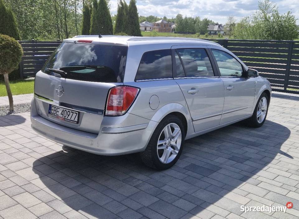 Opel Astra H 18 Zadbany 1796cm3 łódzkie