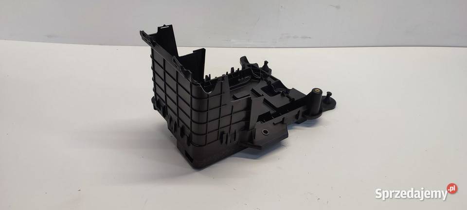 AUDI Q3 8U PODSTAWA AKUMULATORA 1K0915333H
