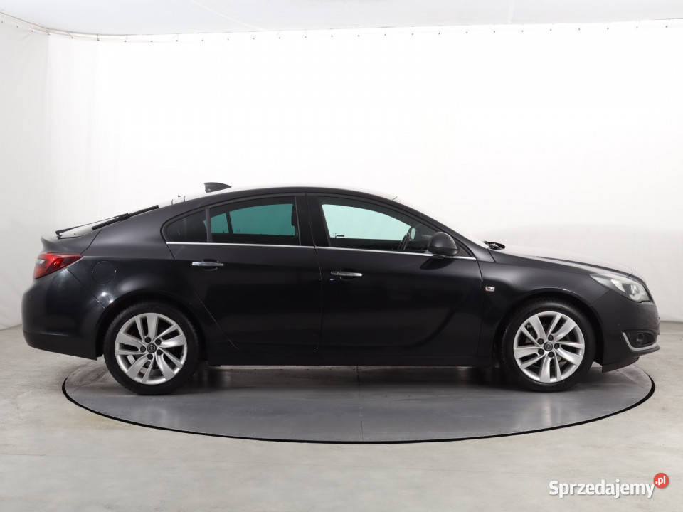 Opel Insignia 16 Turbo
