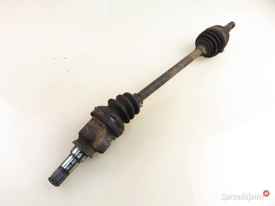 PÓŁOŚ LEWA PRZEDNIA PEUGEOT 107 10 68 CFA