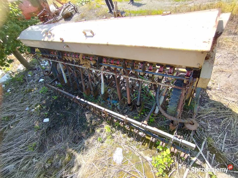 Siewnik zbożowy saxonia nieuszkodzony Markusy