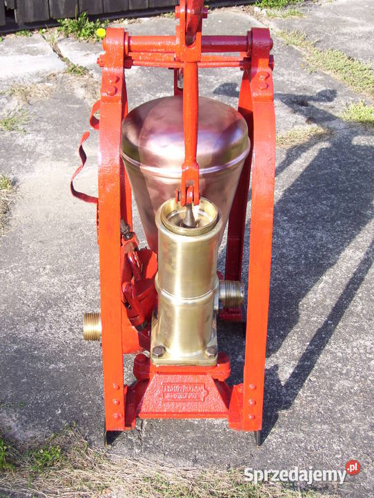 POMPA STRAŻACKA ZABYTKOWA Łask
