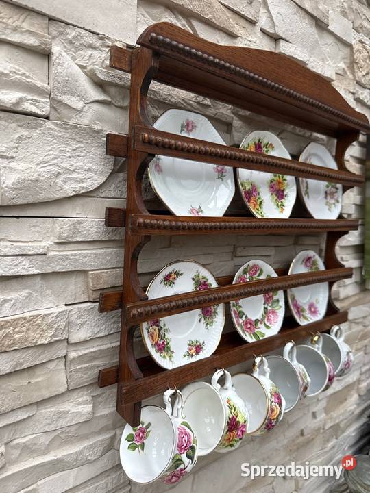 Filiżanka z porcelany filiżanki na drewnianej Porcelana i szkło Bystrzyca Kłodzka