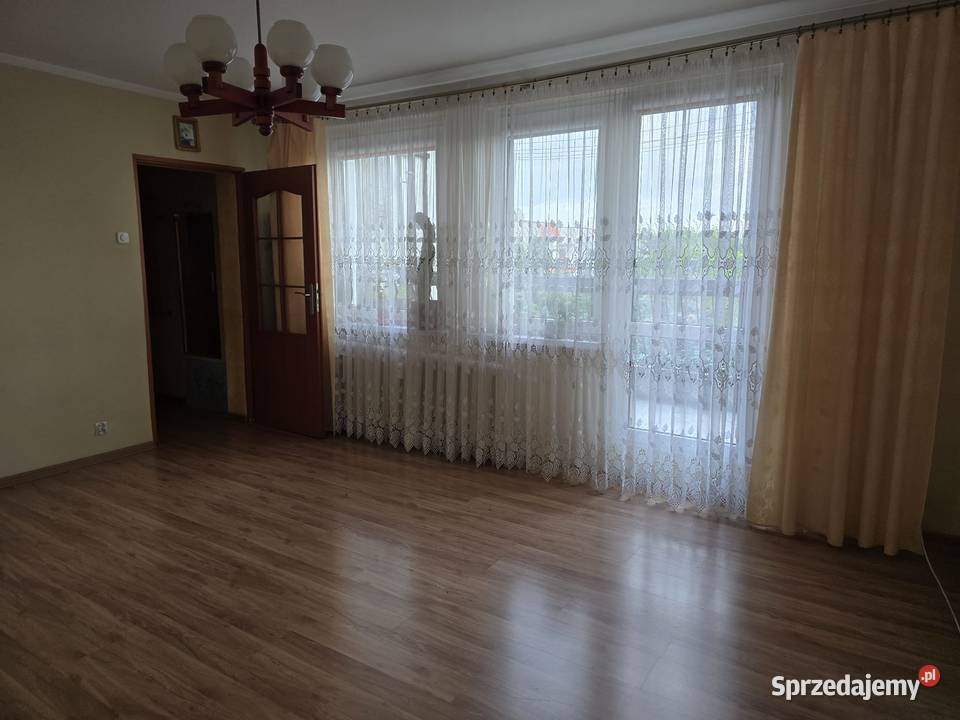 Sprzedam 3 pokojowe mieszkanie z balkonem w dolnośląskie Wołów sprzedam