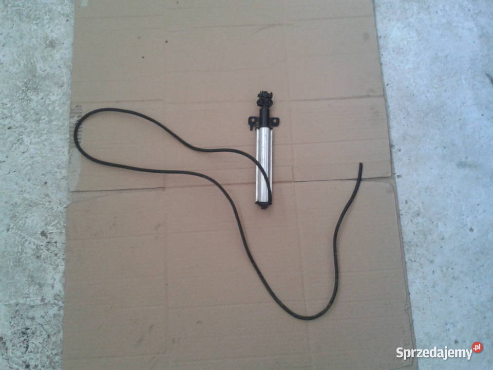 SPRYSKIWACZ REFLEKTORA lewy DYSZA PEUGEOT 308 I