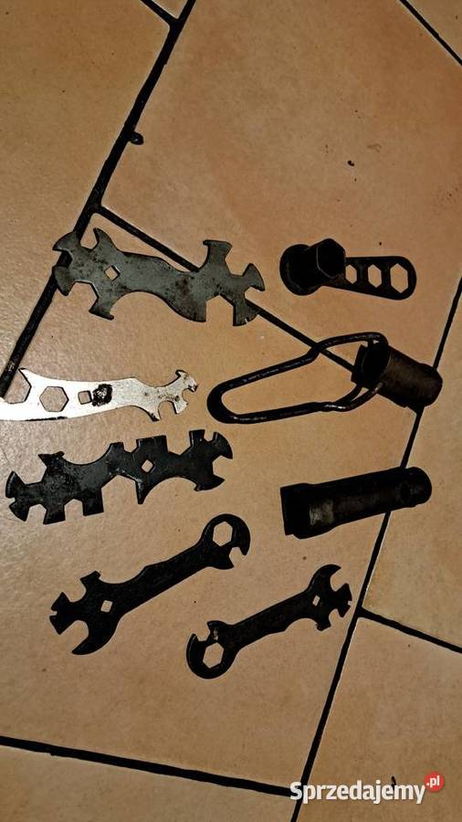 Przełączniki samochodowe PRL Leszno sprzedam