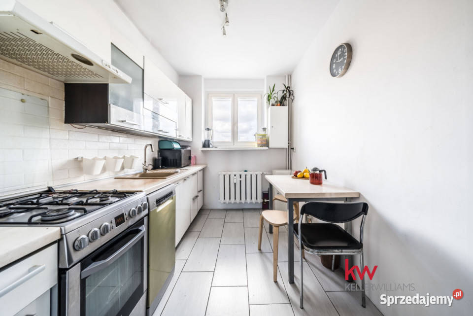 sprzedaży mieszkania 648m2 3 pokoje Poznań miejsce parkingowe