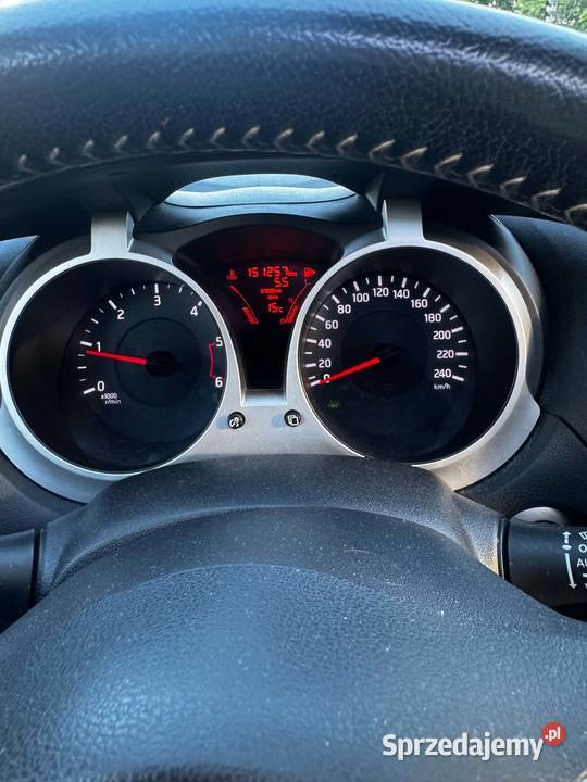 Nissan Juke 15 dCi Tekna granatowy