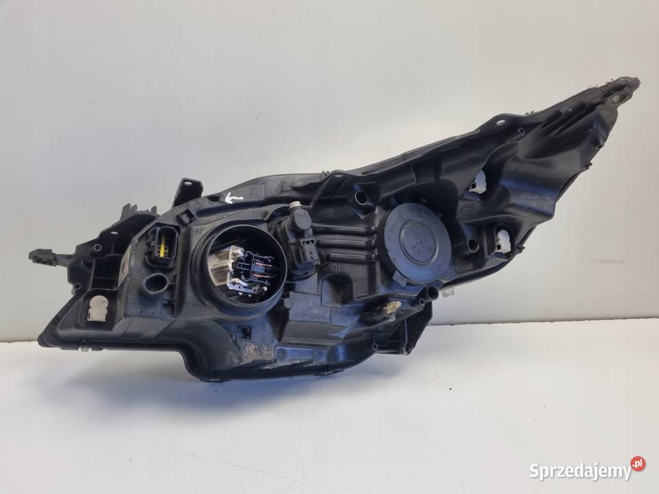 PEUGEOT 508 1018r PRZEDNIA LAMPA PRAWA PRAWY Janów