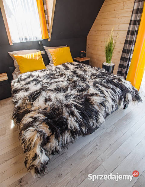 Narzuta z owczej skóry biało czarna Island małopolskie Szaflary