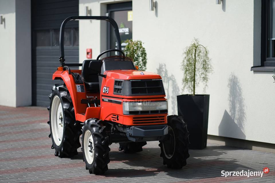 Kubota GT3 4 x 4 21 Tajęcina