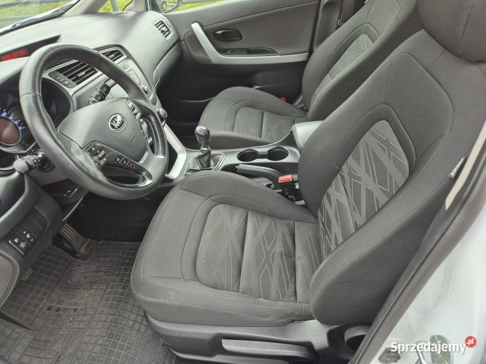 Kia Ceed 16 CRDi 110 6MT WersjaM Felgi16 SalonPL nieuszkodzony