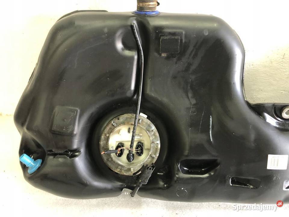 ZBIORNIK BAK PALIWA 6765701 BMW E91 20B