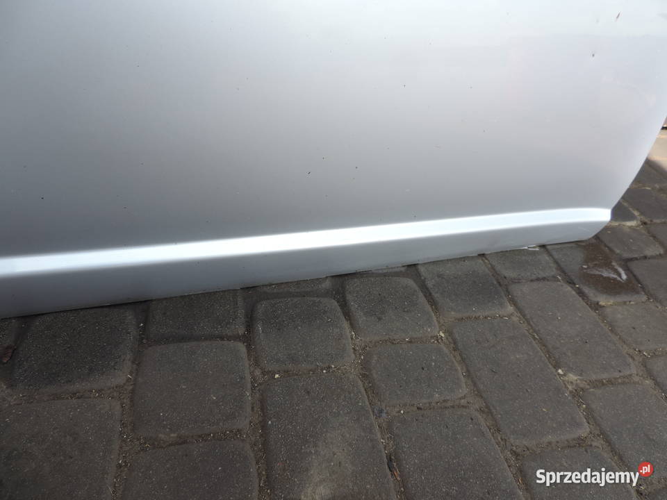 DRZWI PRAWY PRZÓD TOYOTA YARIS I HB FL 1E7 małopolskie Nowy Sącz sprzedam
