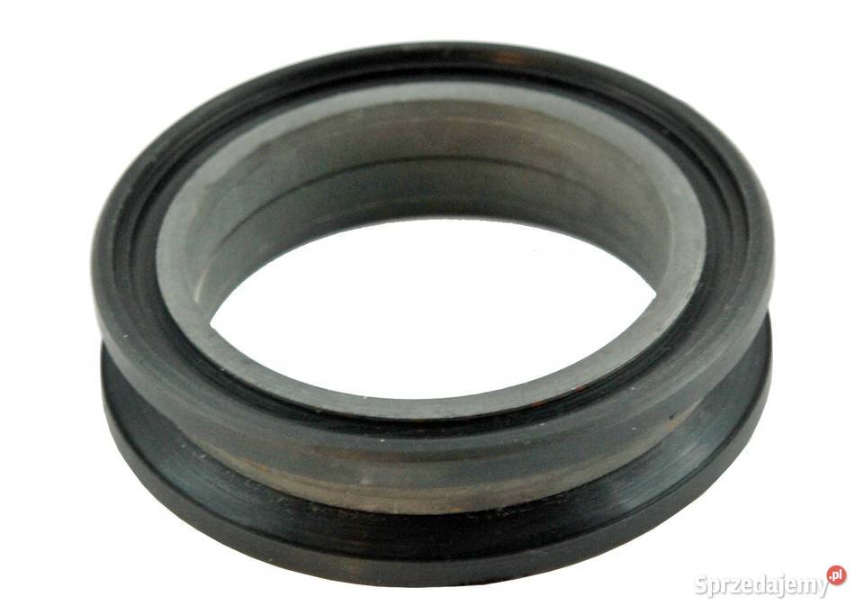 Uszczelniacz 53 x 77 x 18 mm Kubota L4508 podkarpackie Tajęcina