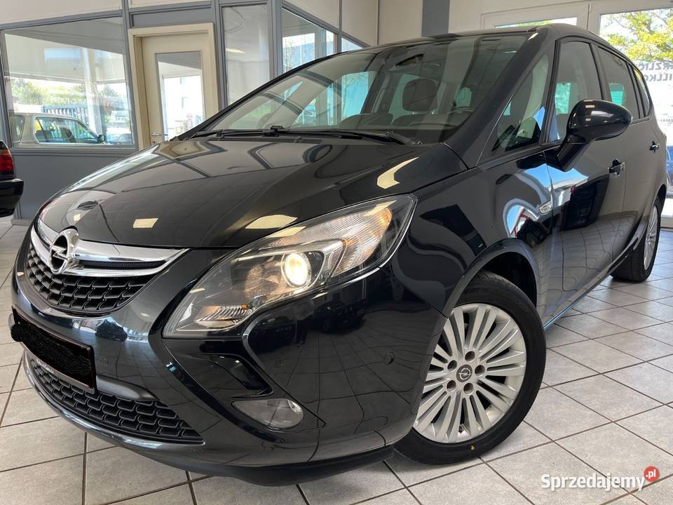 OPEL ZAFIRA TOURER 2016 R 14 T BENZ 140 7 OSÓB