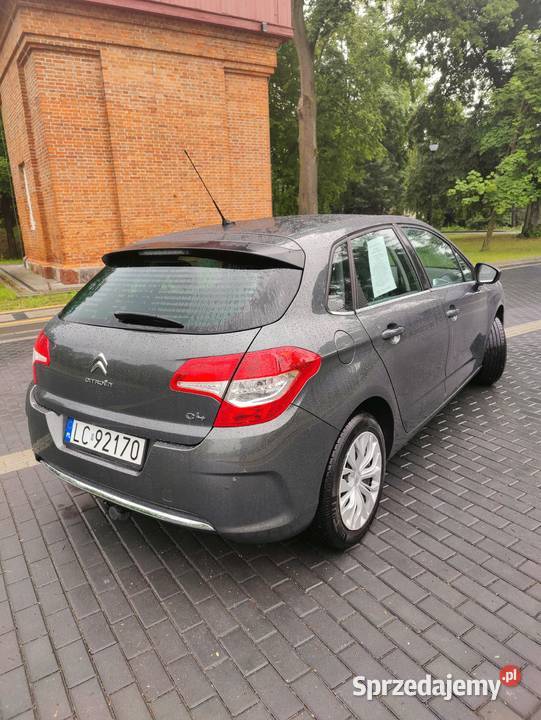 Citroen C4 2015r mały przebieg oszczedny lakier metallic lubelskie Sawin