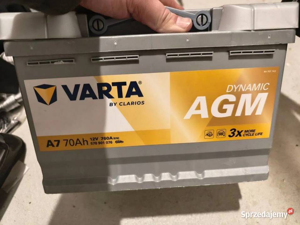 Akumulator rocznik 2025 Varta 70Ah 760A osobowe Warszawa sprzedam