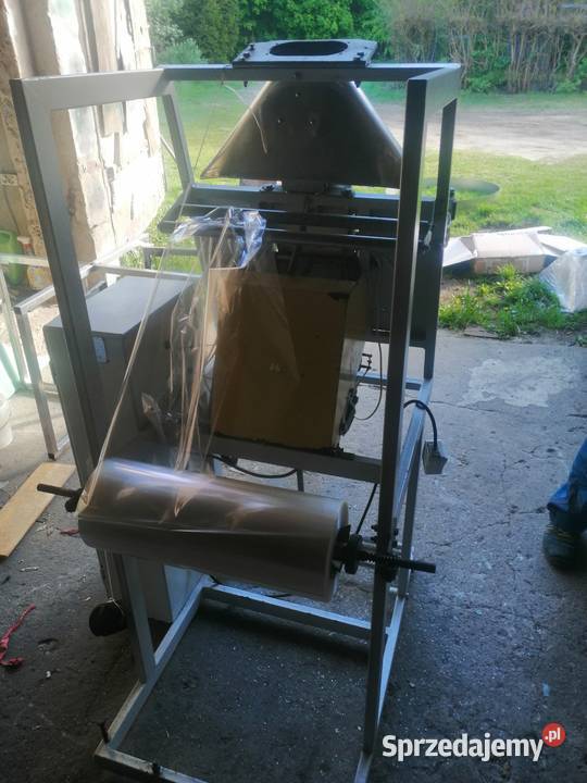 Maszyna pakująca robi paczki sprzedam