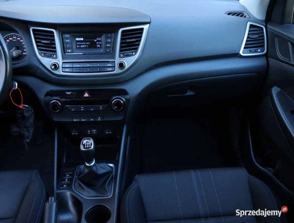Hyundai Tucson 16 GDI czujnik parkowania