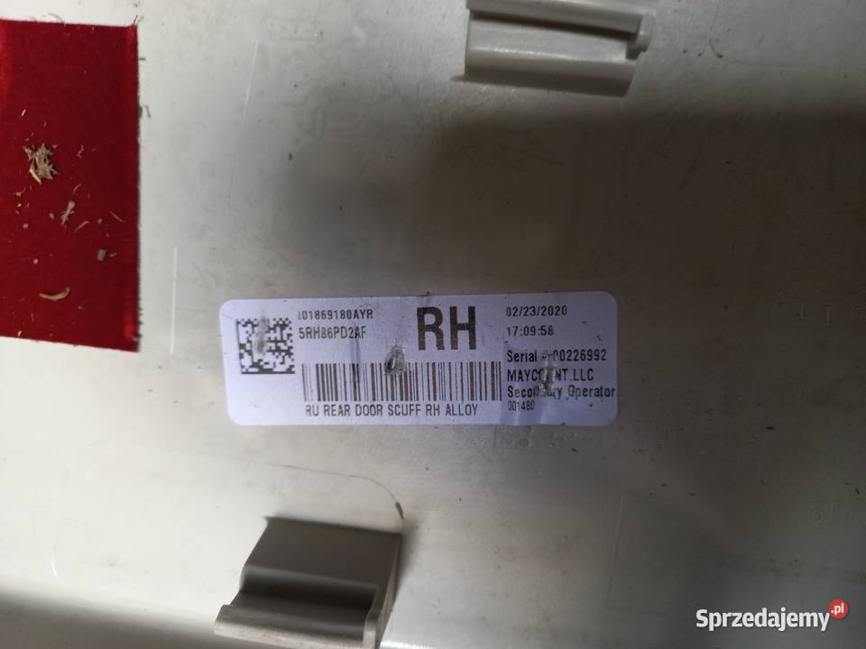 Osłona słupka środkowego 5RH86PD2AF Chrysler Warszawa