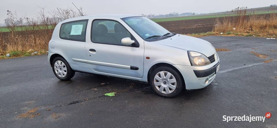 Renault Clio 75KM Żórawina