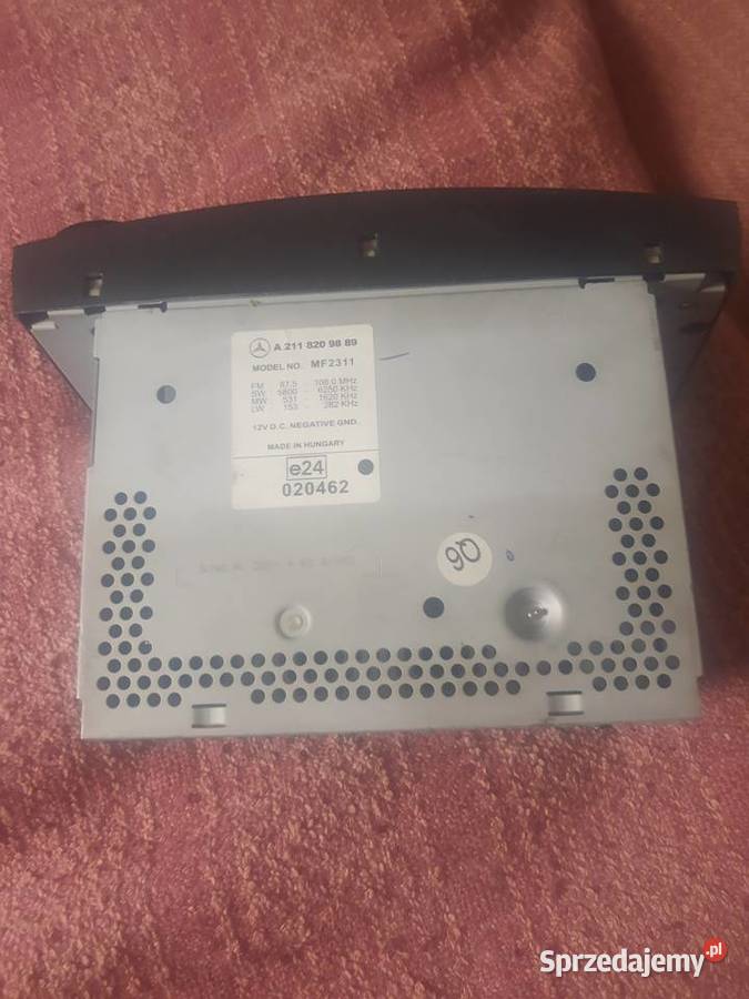 Mercedes Benz W211 radio z kodem Made in Hungary osobowe Karczmiska Pierwsze