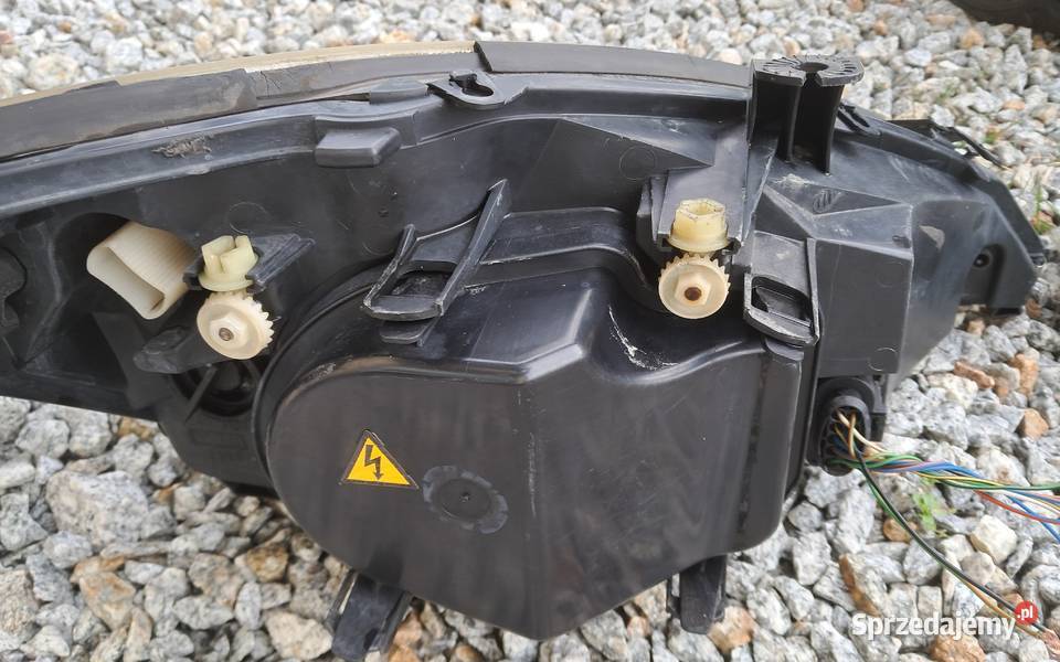 FORD FOCUS LAMPY XENON Wrocław