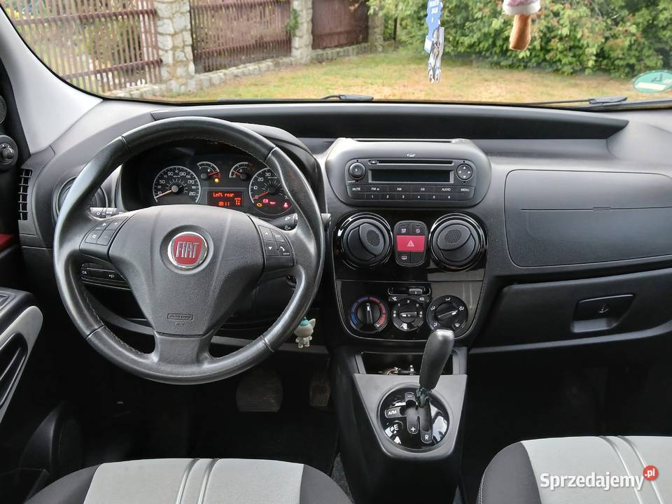 Fiat Qubo AUTOMAT 13 MultiJet dużym serwisie światła przeciwmgielne