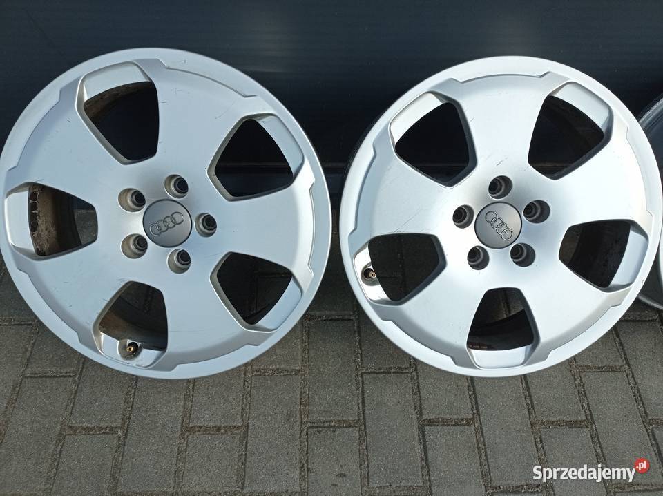 Oryginalne felgi audi a3 8p 17 OEM Koła i felgi pomorskie