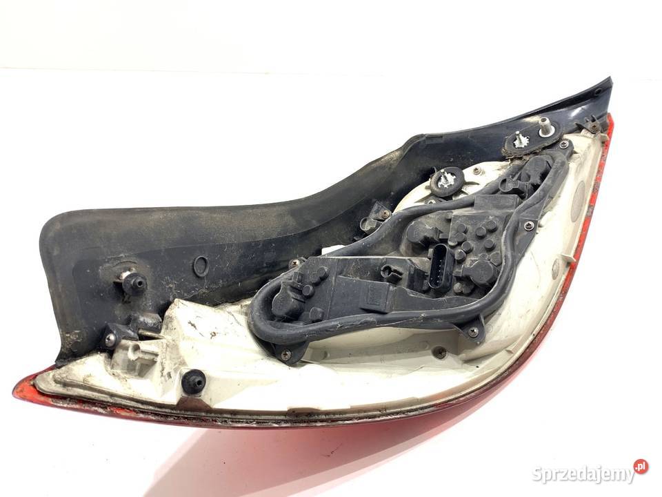 LAMPA PRAWY TYŁ OPEL INSIGNIA A Hatchback 0817 podkarpackie sprzedam