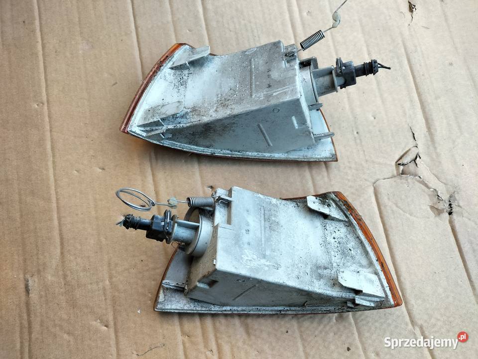 FIAT PUNTO 1 MK1 KIERUNKOWSKAZ PRAWY LEWY osobowe lubelskie Kamień-Kolonia sprzedam