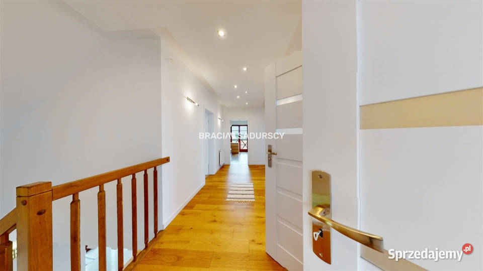 Dom wolnostojący Cianowice Stawowa 237m2 sprzedam