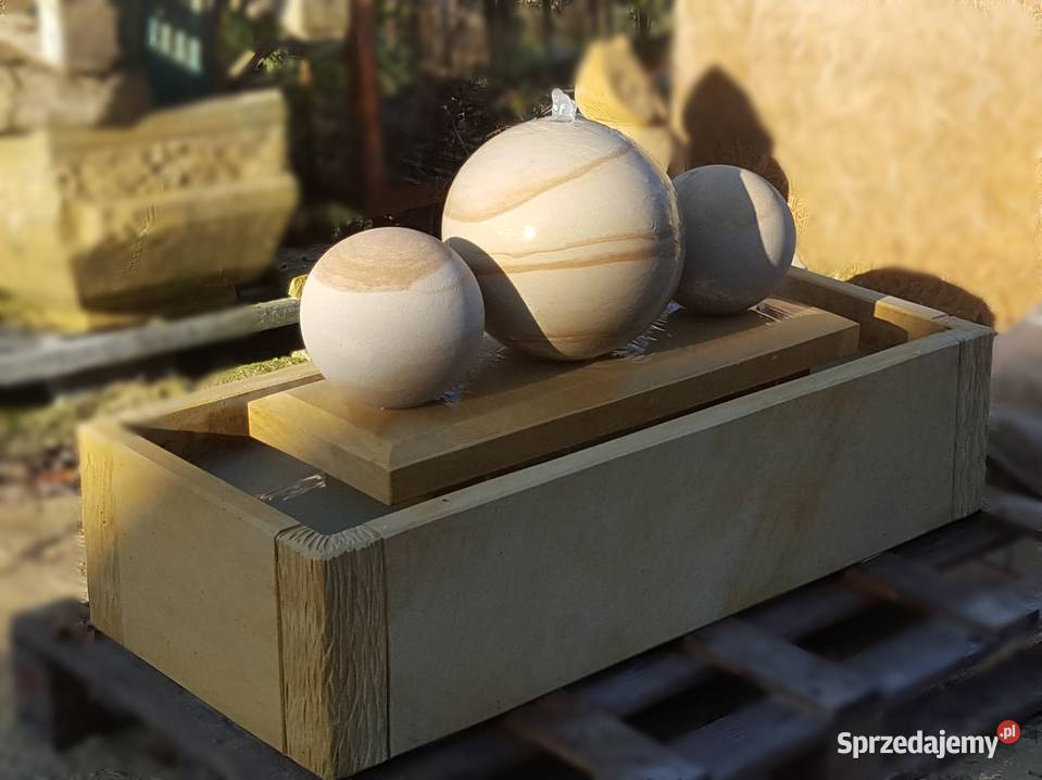 Fontanna ogrodowa z piaskowca naturalny kamień dolnośląskie Kamienna Góra